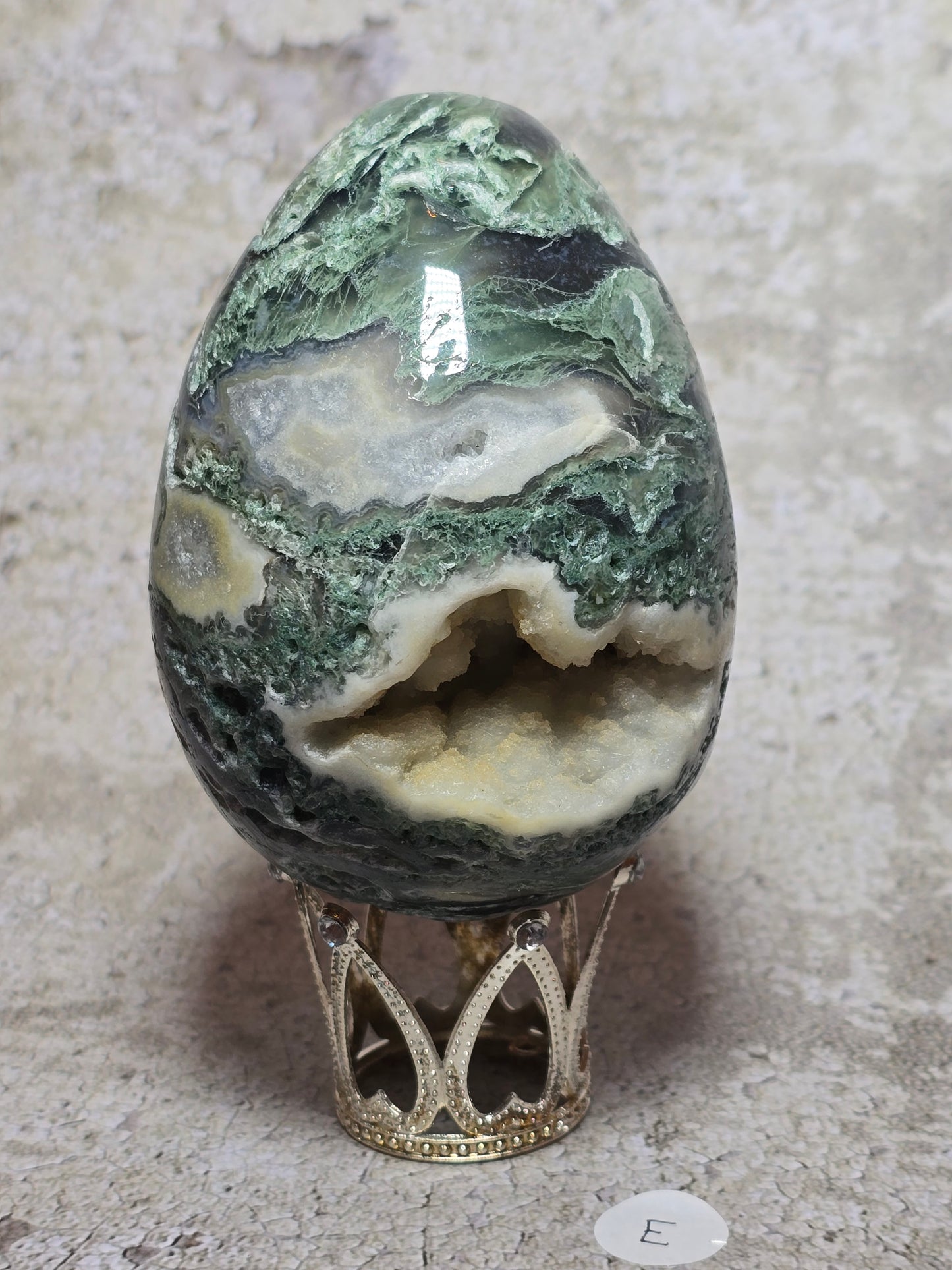 Mossagat Ägg – För Stabilitet och Nystart, E