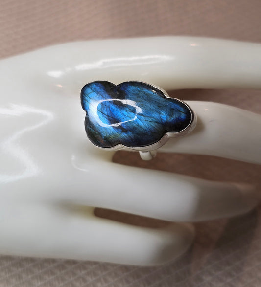 Moln av Intuition – Labradoritring (Justerbar)