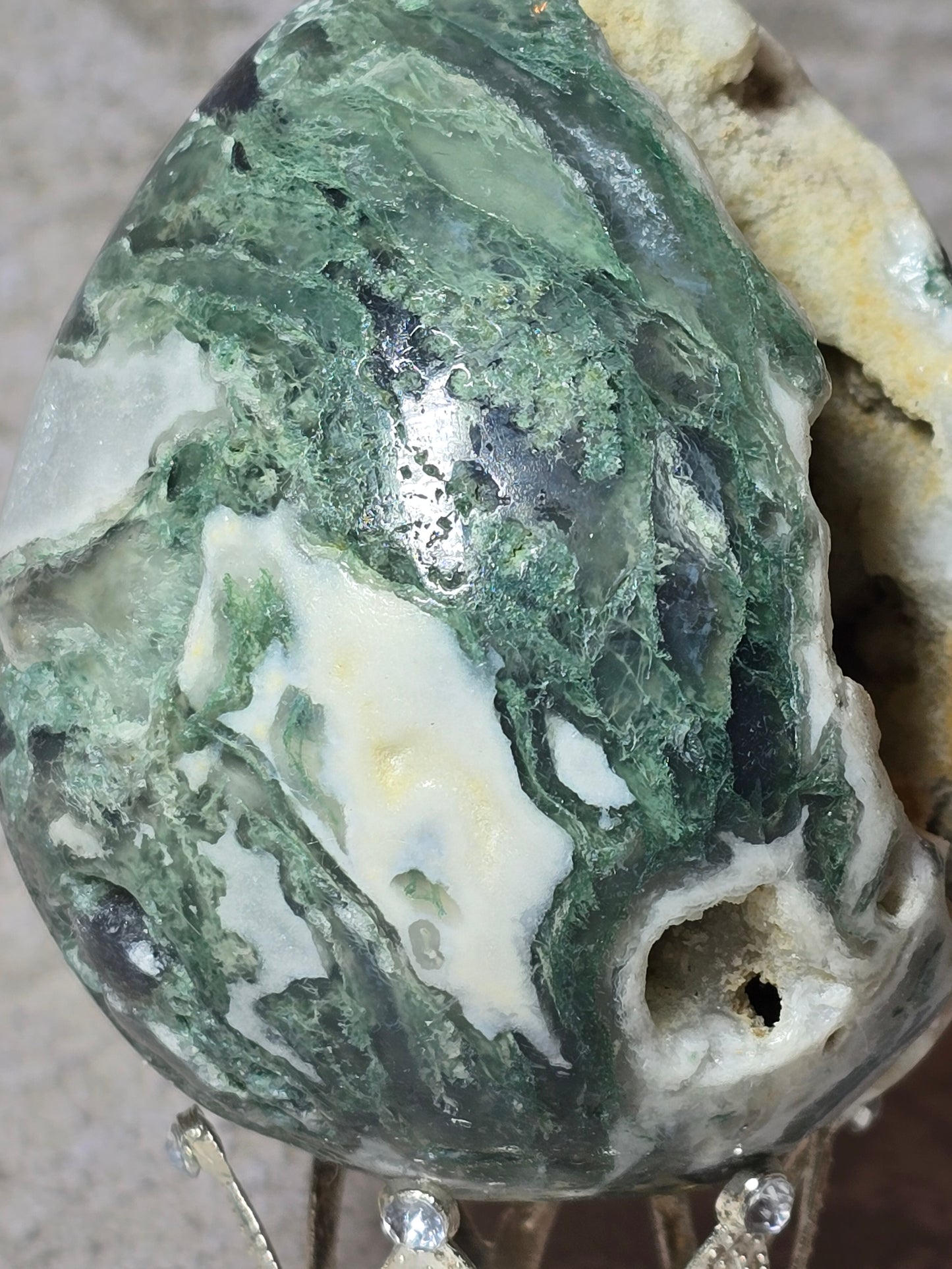 Mossagat Ägg – För Stabilitet och Nystart, F