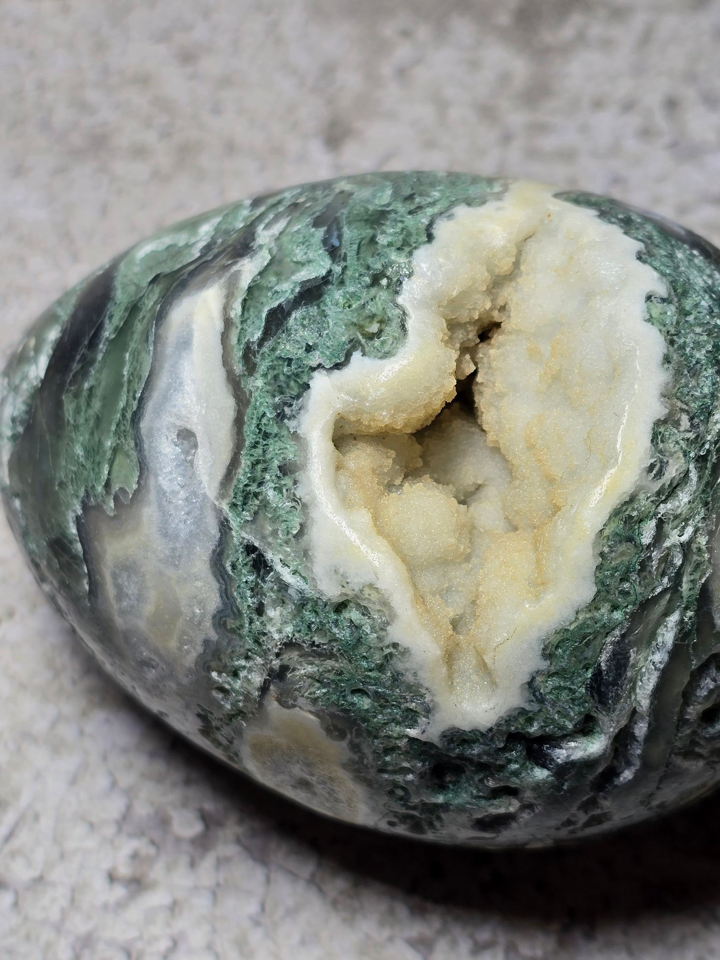 Mossagat Ägg – För Stabilitet och Nystart, E