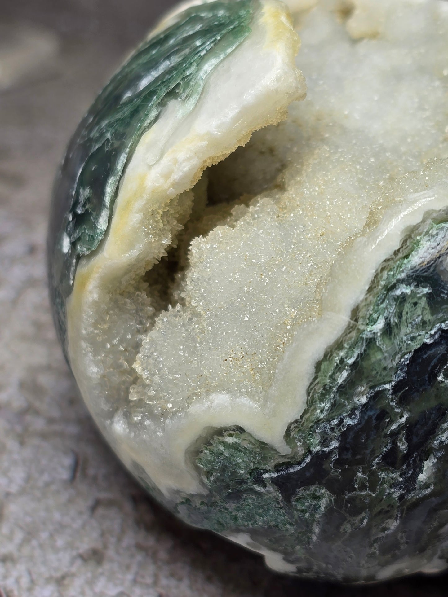 Mossagat Ägg – För Stabilitet och Nystart, B