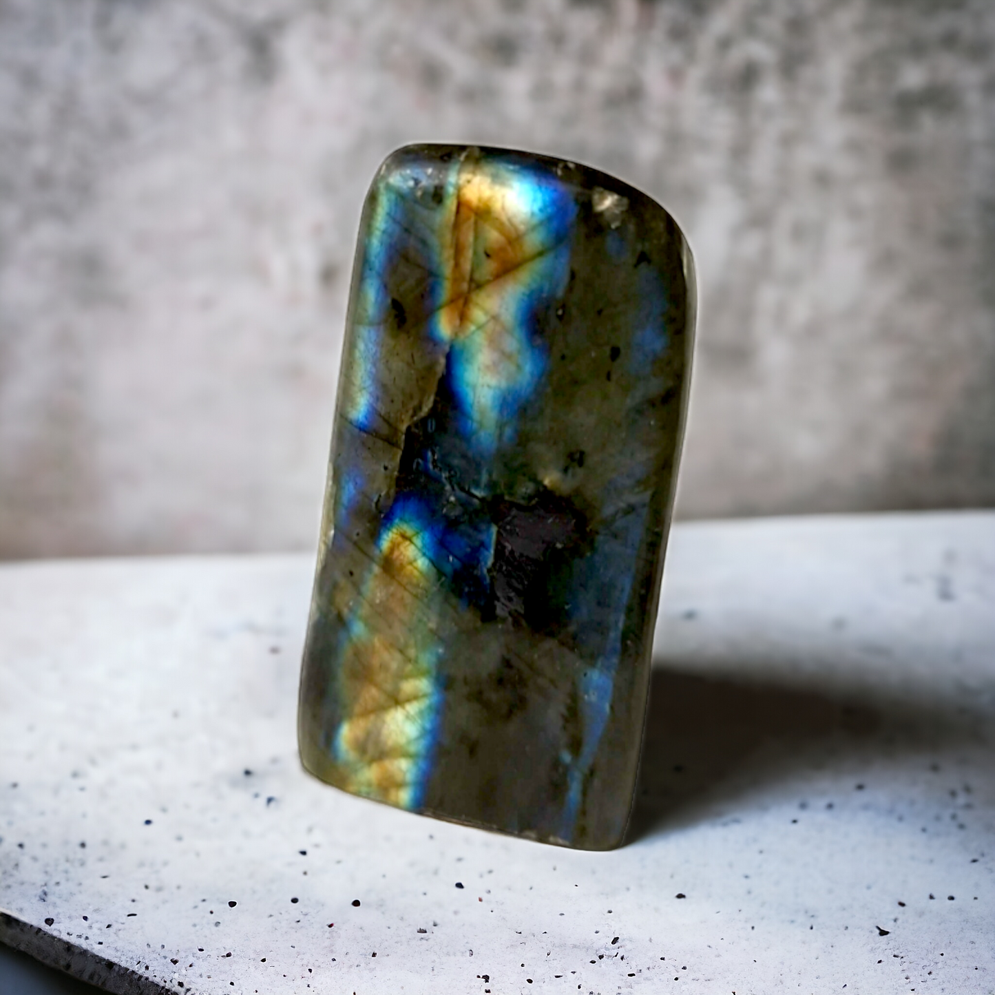 #4  Labradorit Freeform