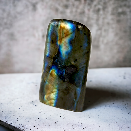 #4  Labradorit Freeform