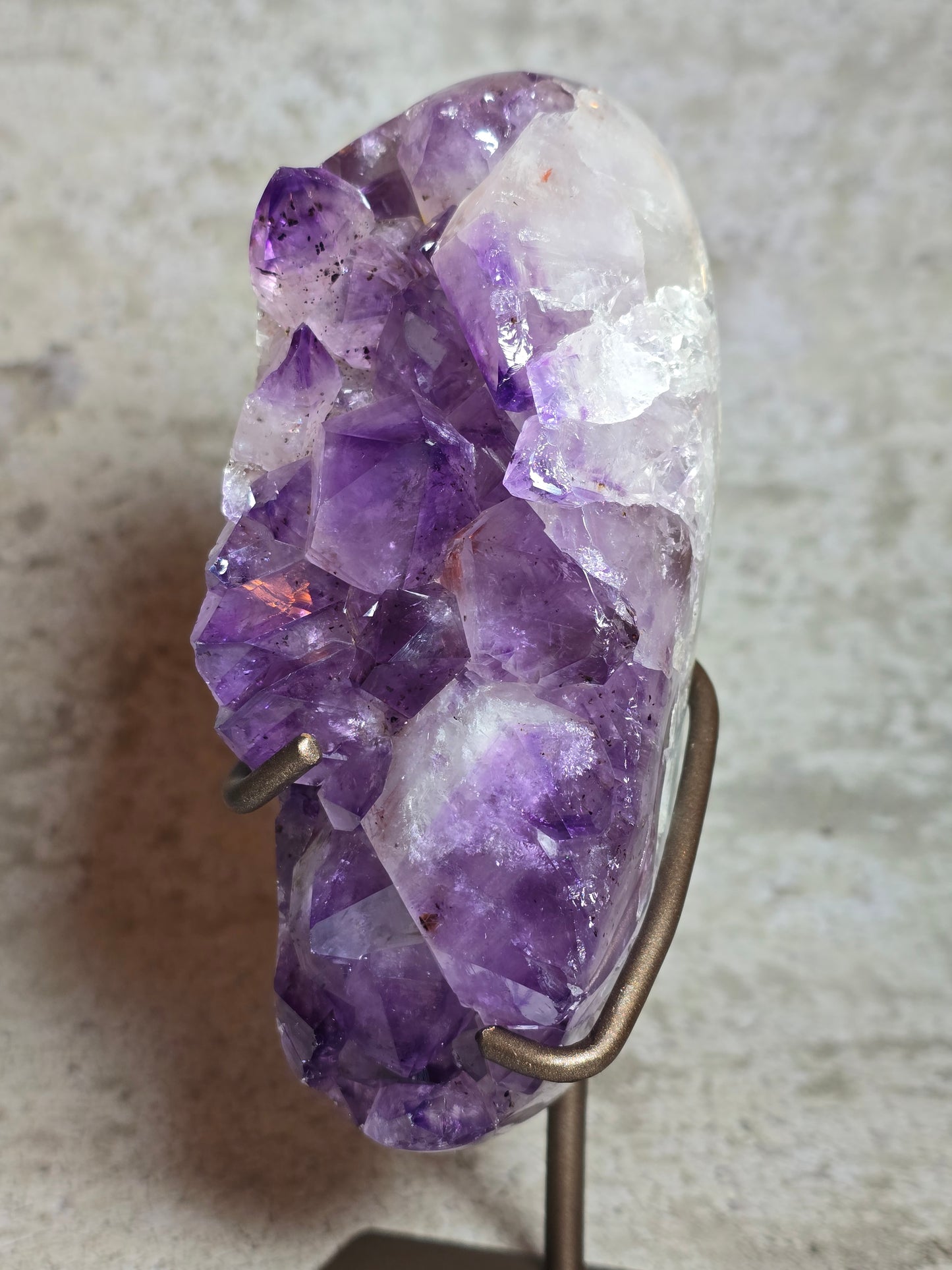 Ametist, kluster på stativ 1A