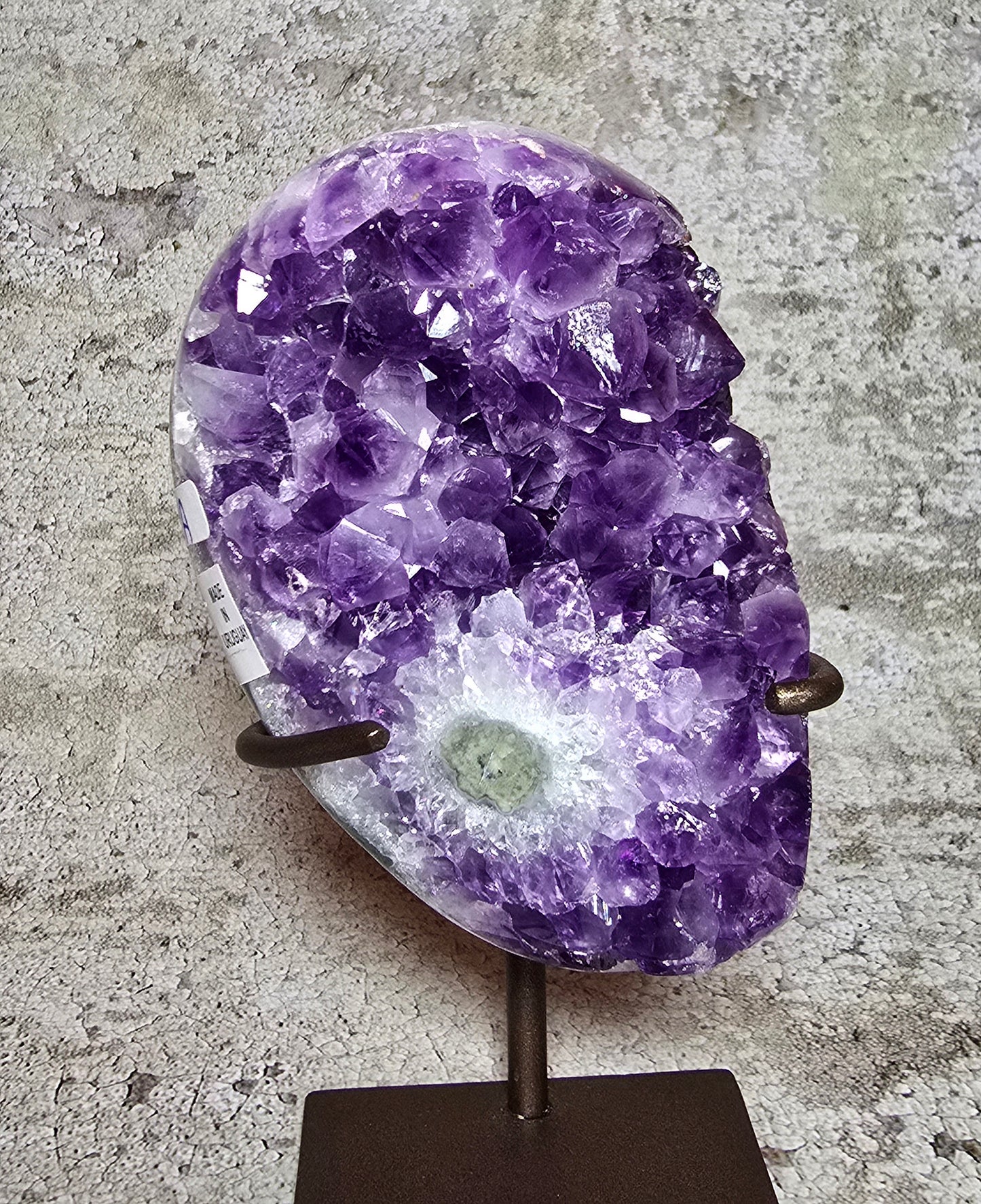 Ametist, kluster på stativ 2A