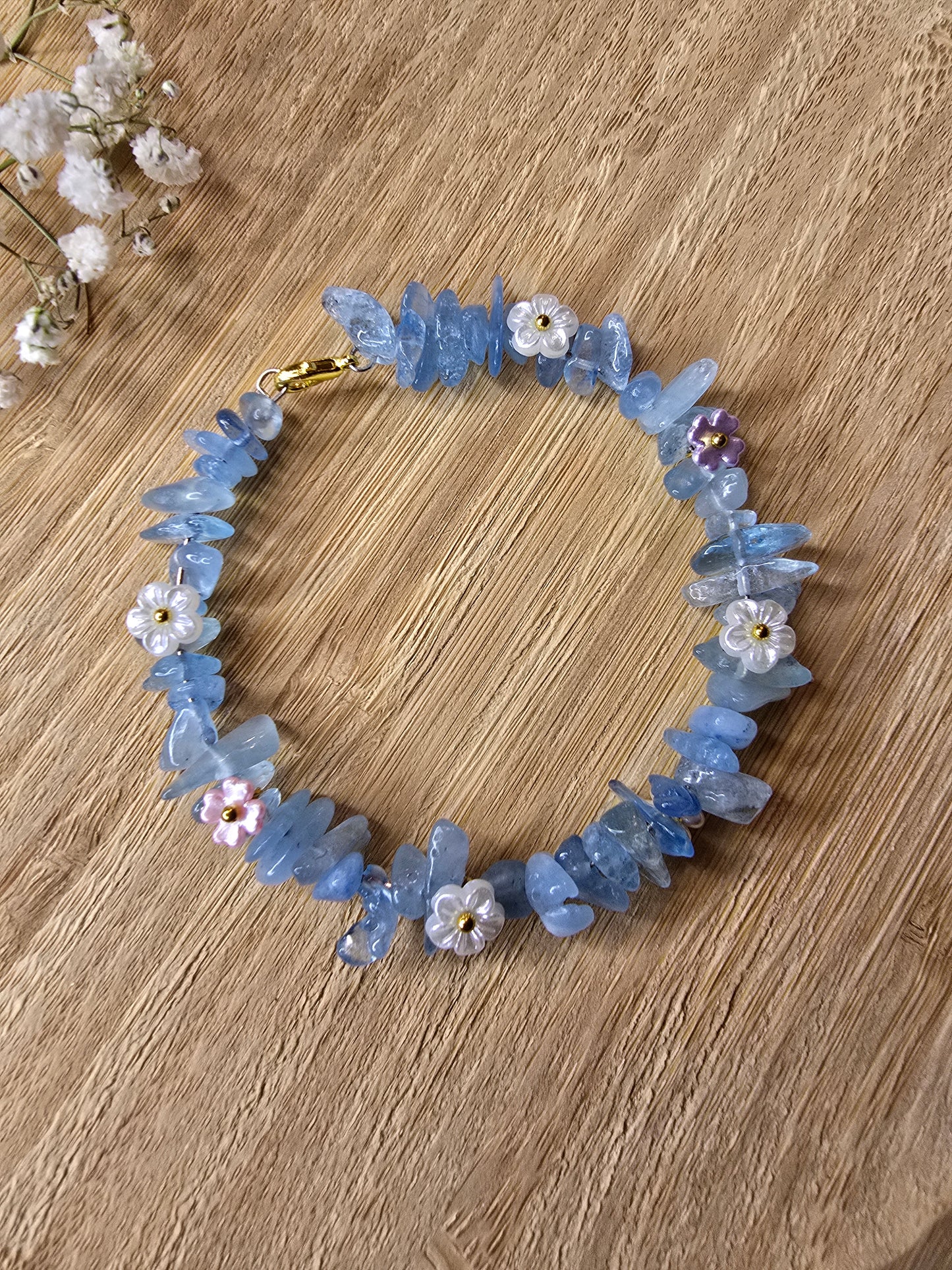 Havets Siren – Akvamarin & Blomsterarmband