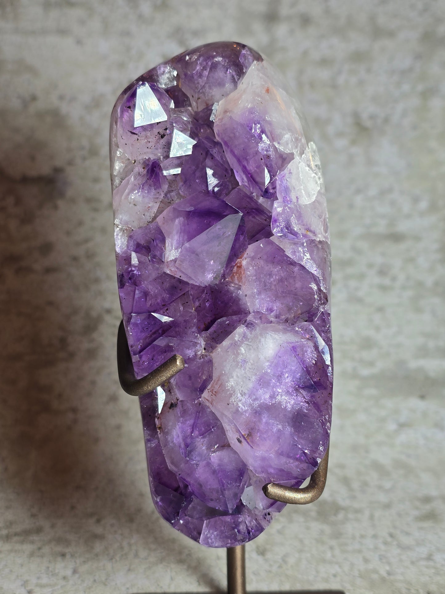 Ametist, kluster på stativ 1A