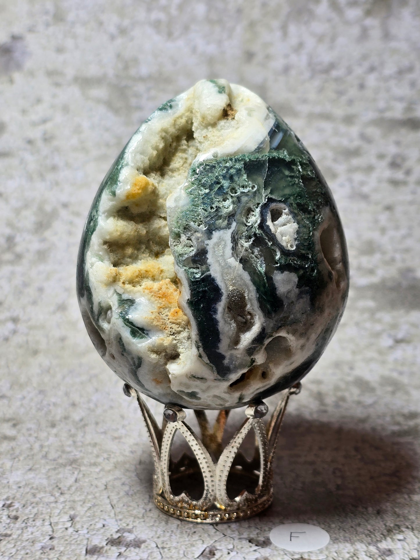 Mossagat Ägg – För Stabilitet och Nystart, F