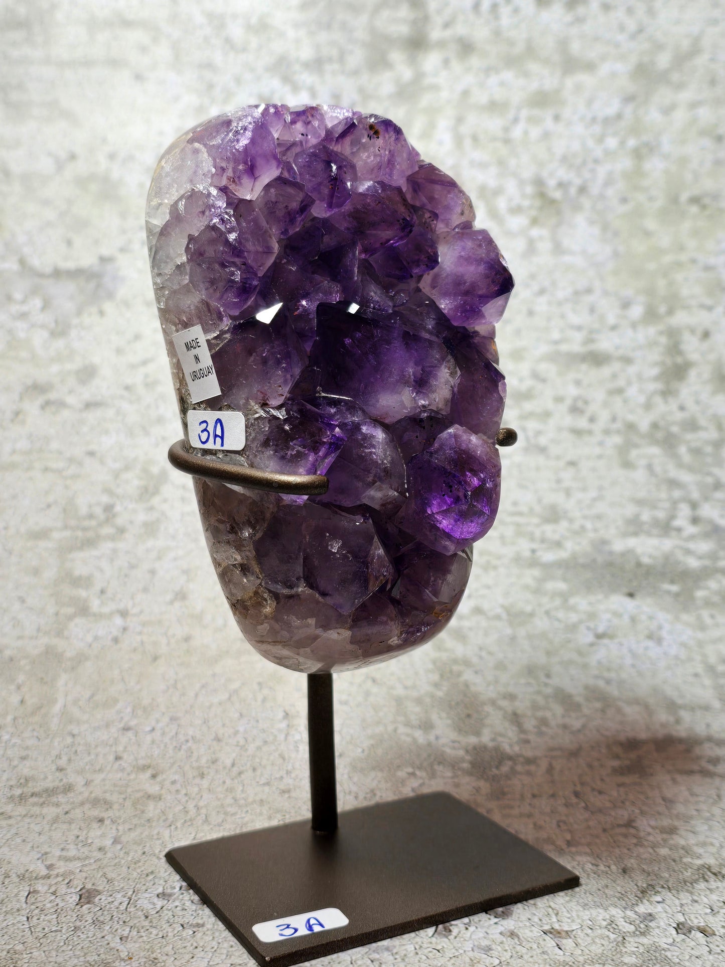 Ametist, kluster på stativ 3A