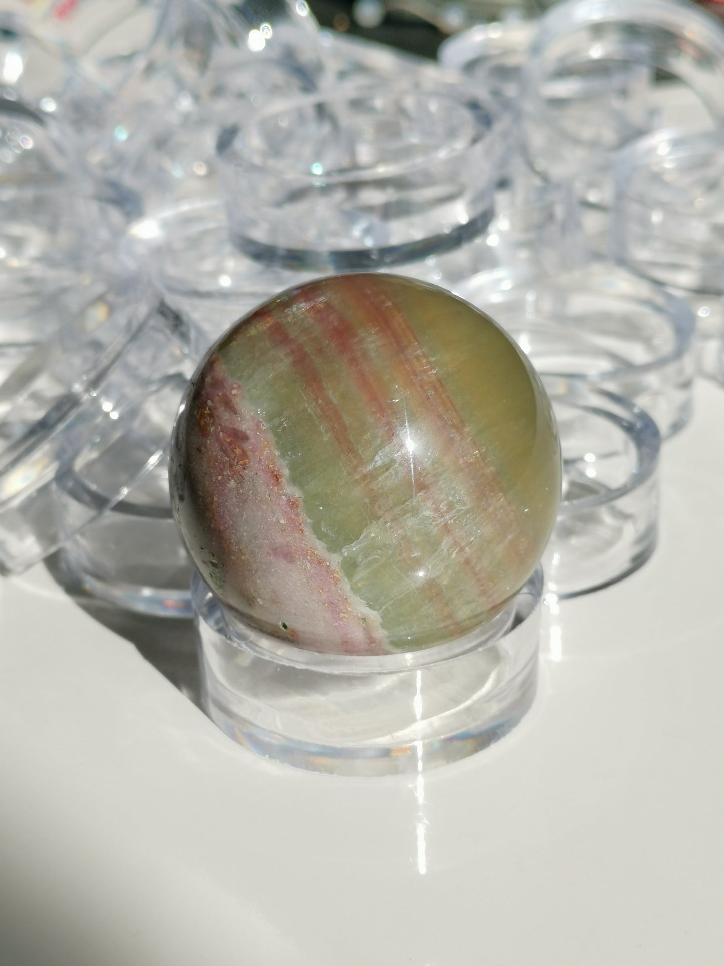 Diskreta klothållare.