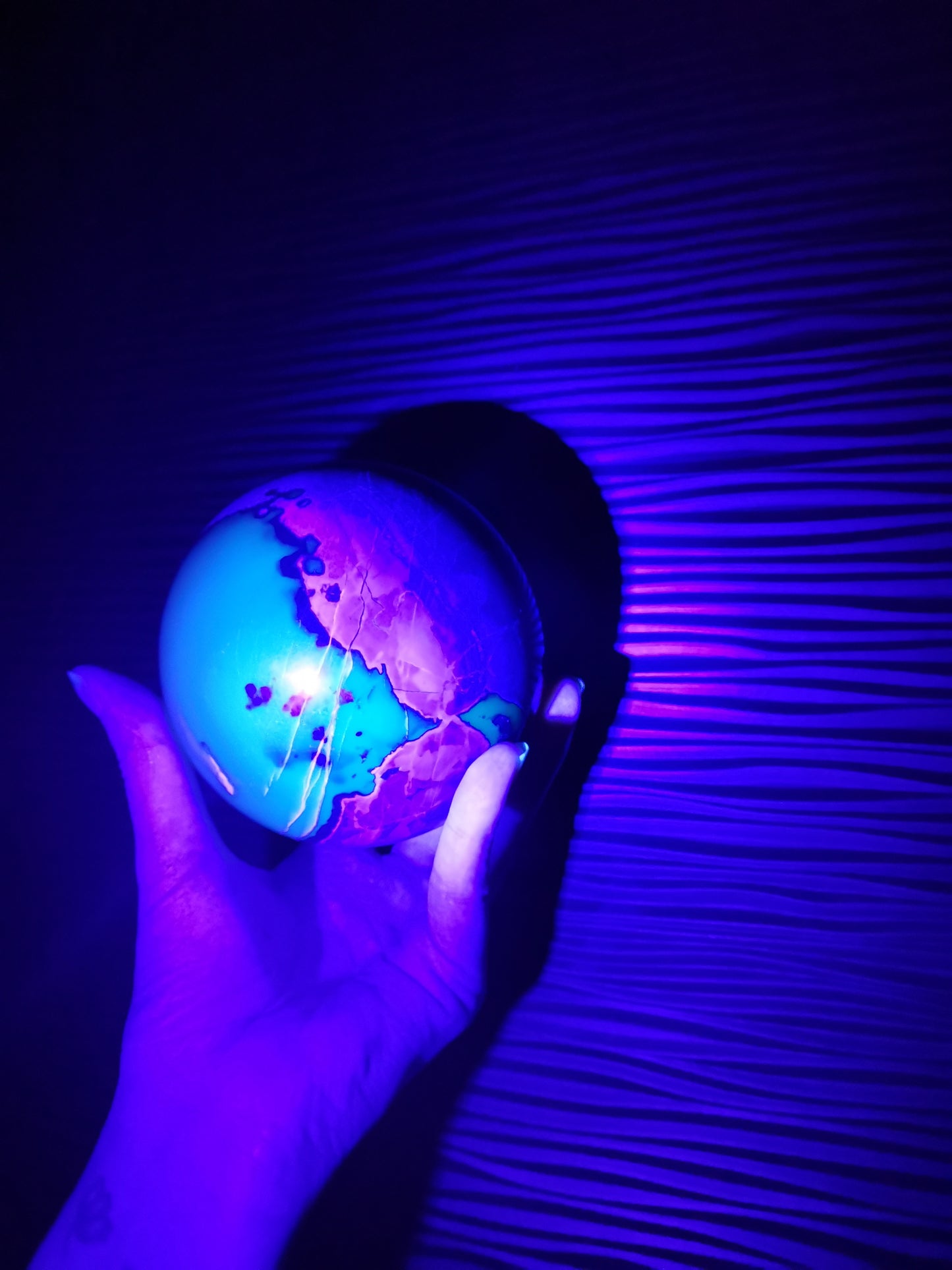 Volcano Agat UV-Reaktivt Klot 10,6 cm – Grön Eld